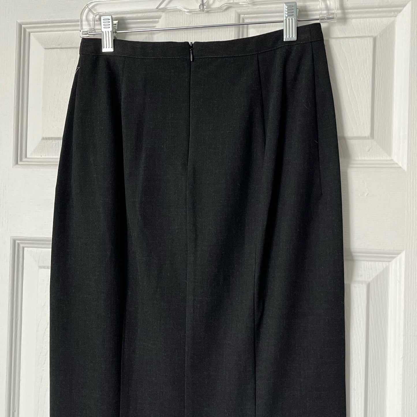 Anne Klein Skirt - Size 2 - NWT