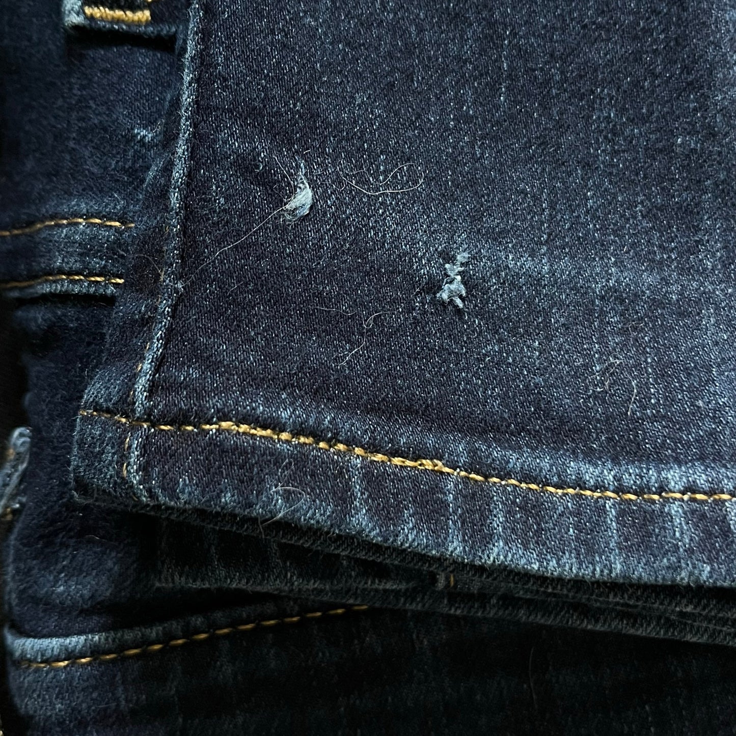 Levi's 311 Shaping Skinny Jeans - Size 27 / W28