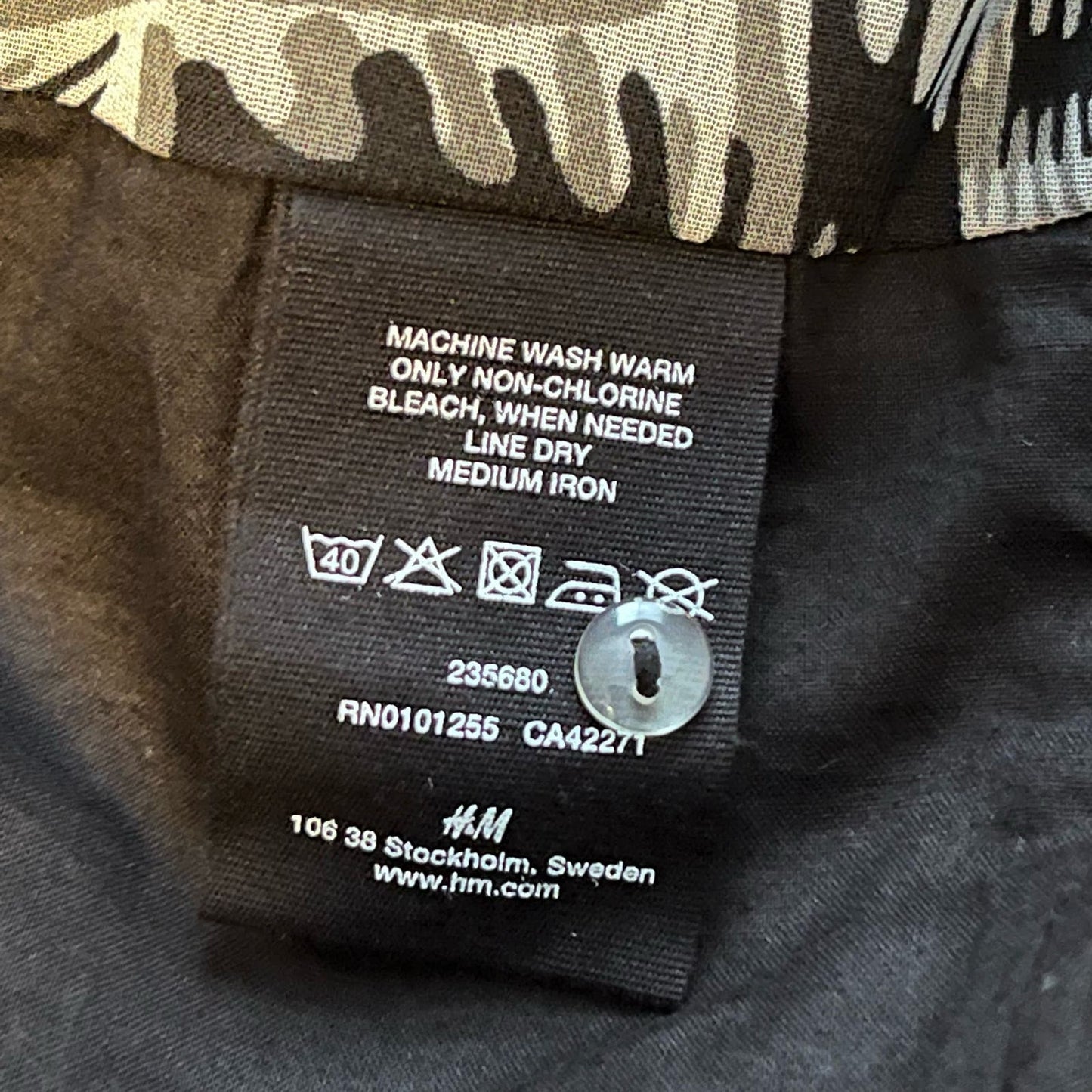 H&M Chiffon Overlay Skirt - Size 10 - NWOT