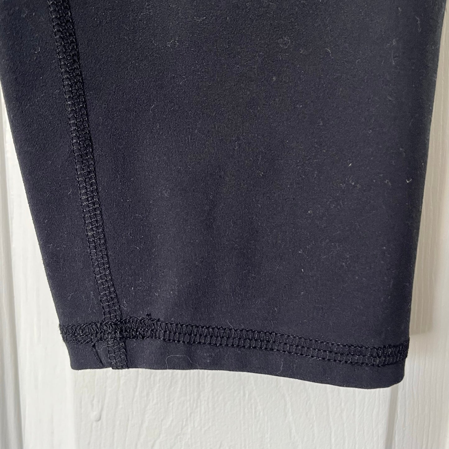 Marika Mesh Inset Cropped Leggings - Size L