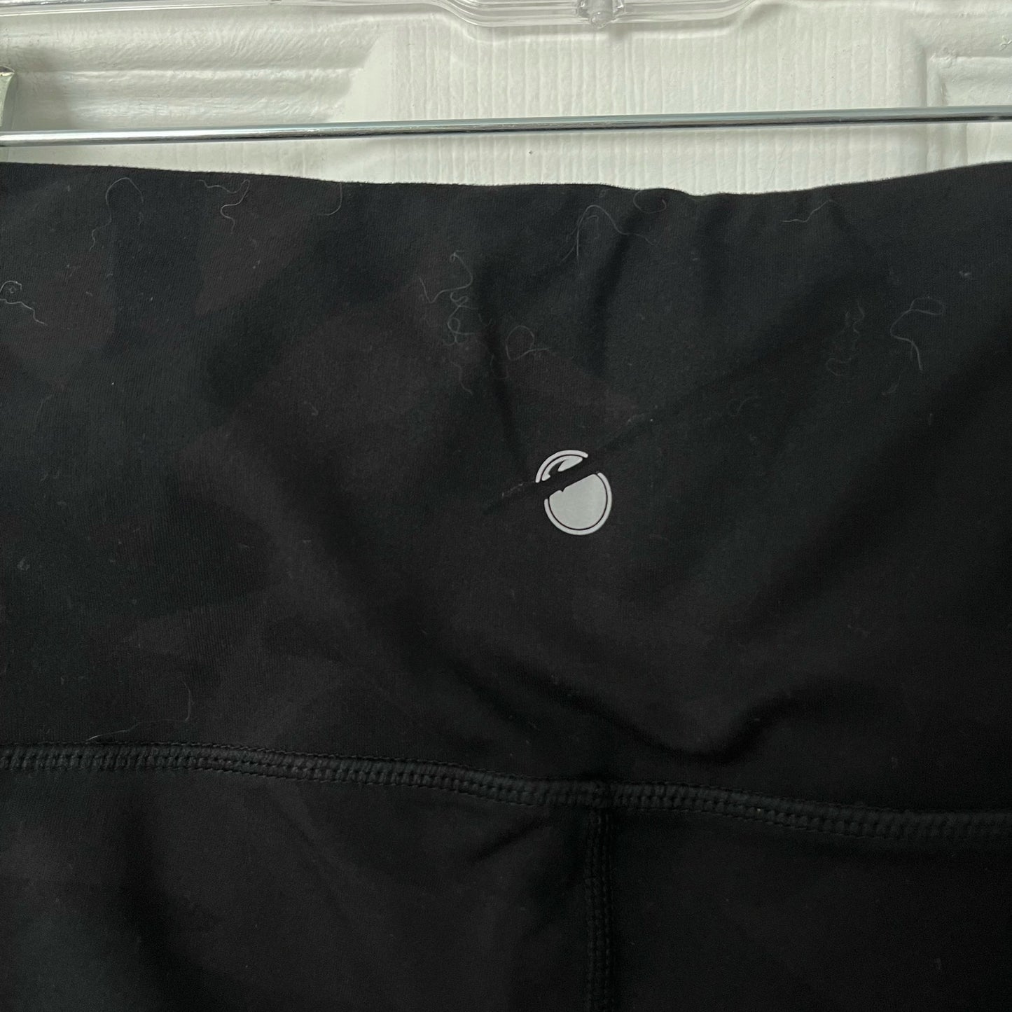 Yogalicious Lux Cropped Camo Leggings - Size M