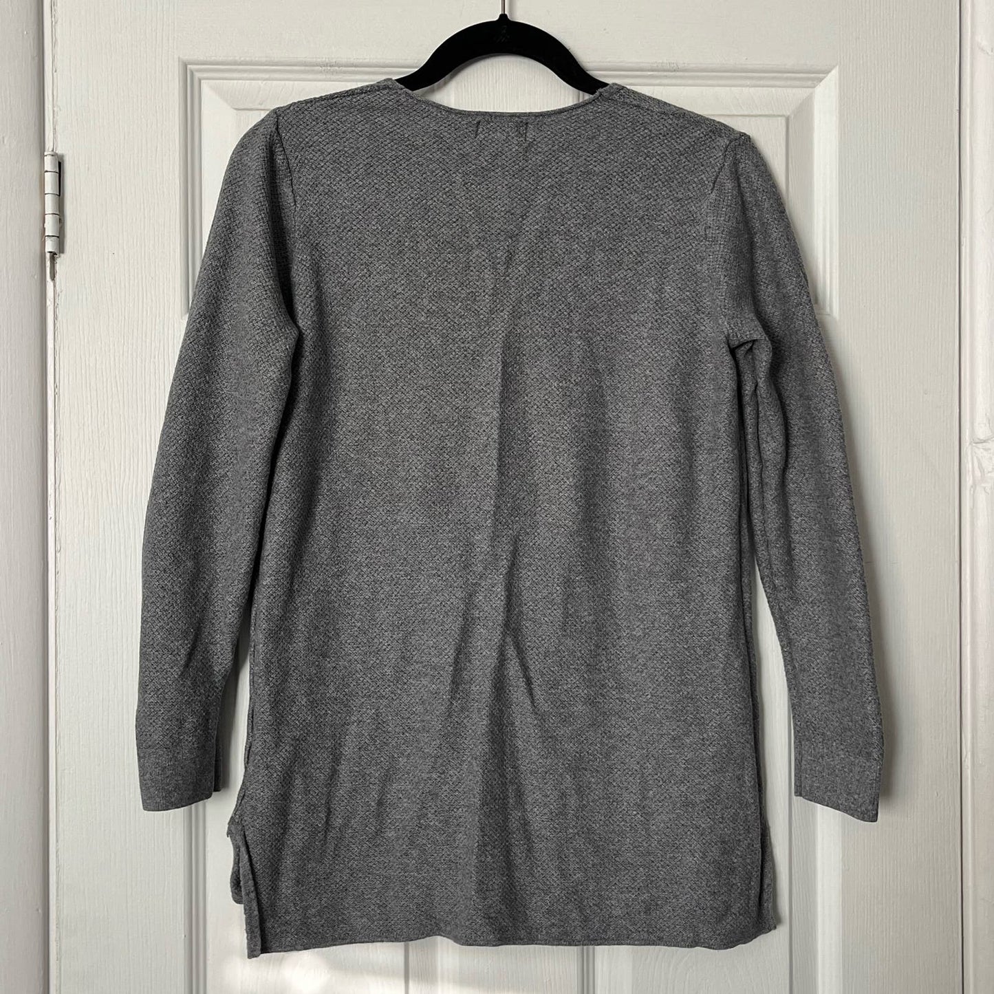 Old Navy V-Neck Sweater - Size L