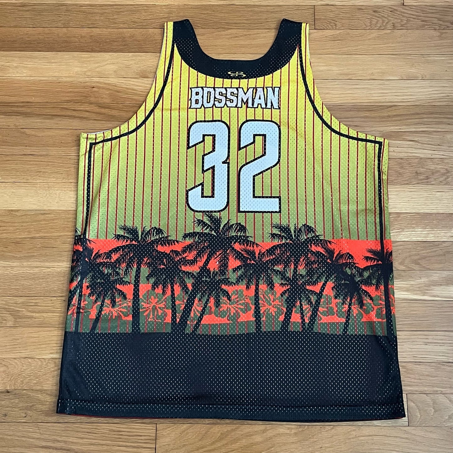 Long Beach #32 Basketball Jersey - Size XL