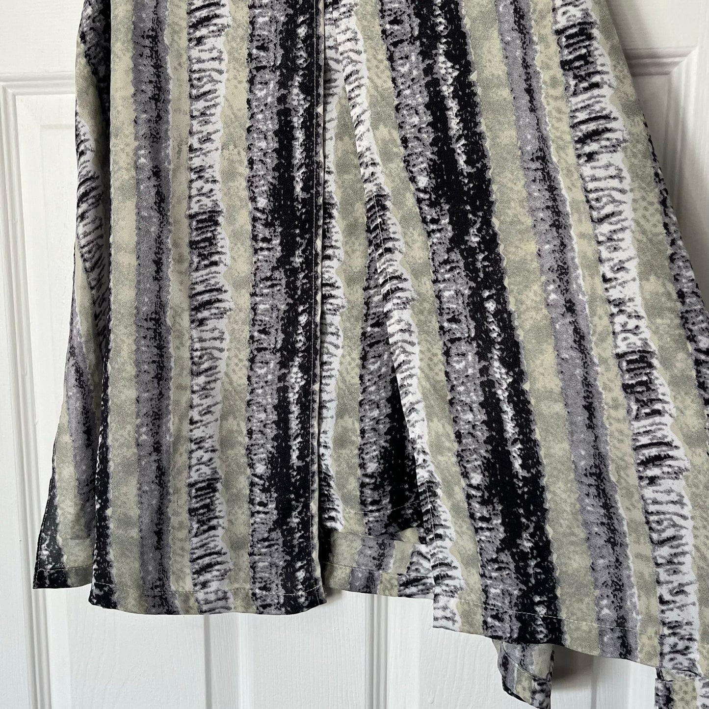 Mystree Sleeveless Watercolor Print Top - Size M