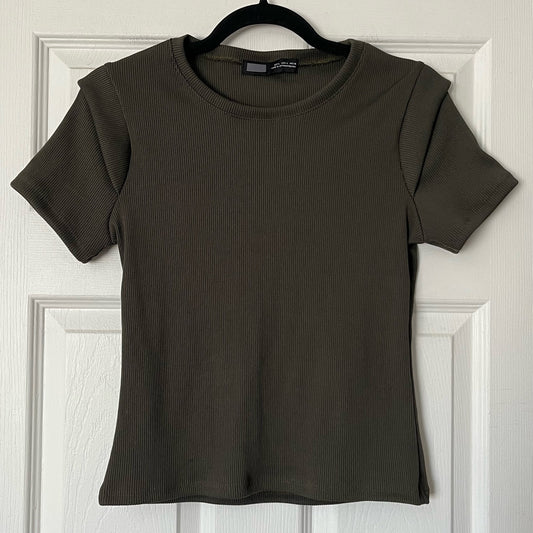 Ribbed Tee - Size L