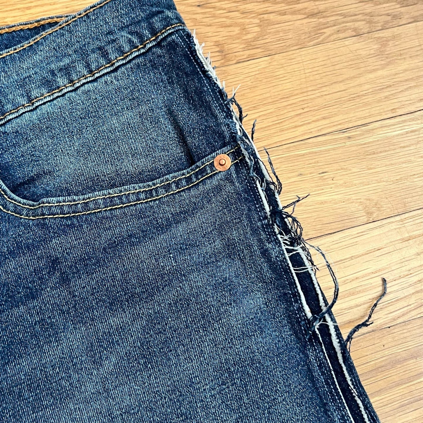 Levi's 512 Jeans w/Exposed Side Seams - Size 34x30