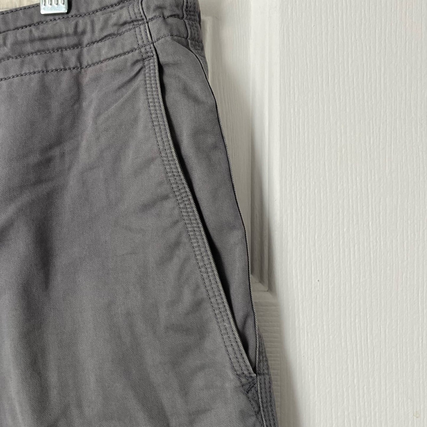 Banana Republic Drawstring Short - Size 36