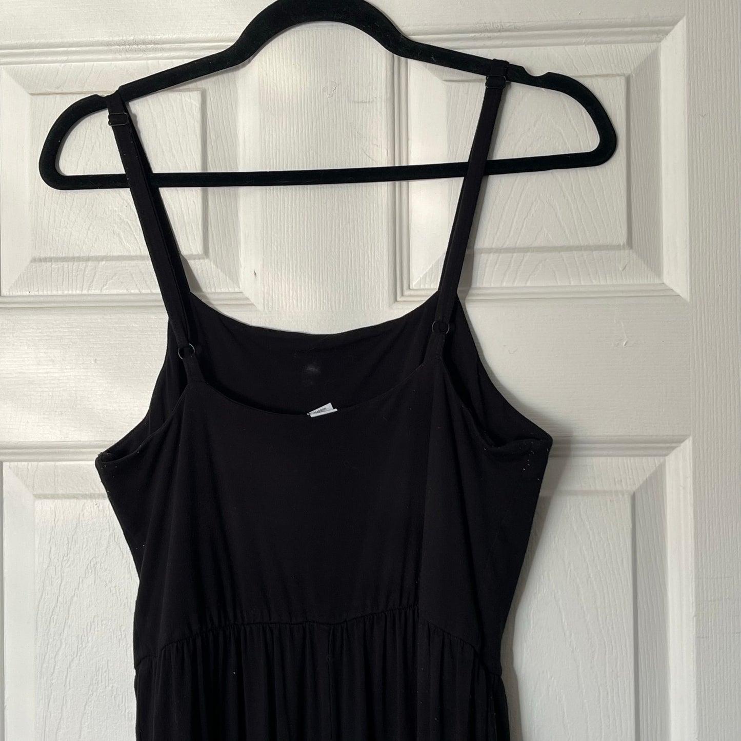 Old Navy Cropped Leg Jumpsuit - Size M