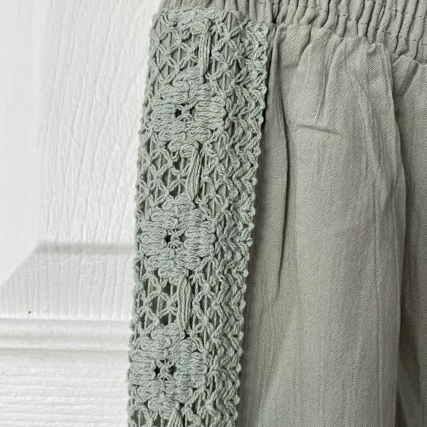 Kiwi + Punch Crochet Trim Lounge Set - Size L