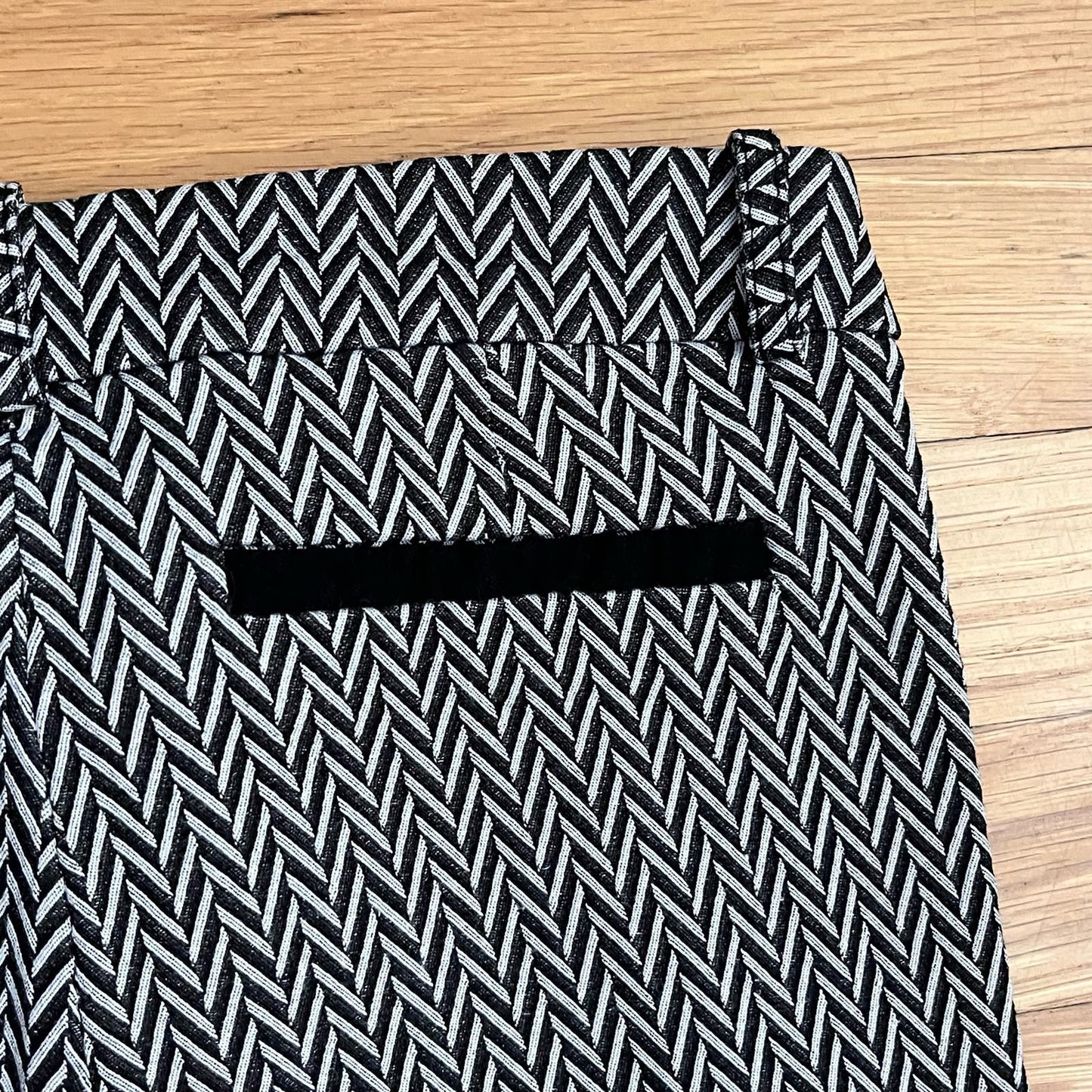 Mosaic & Co Chevron Skinny Stretch Pants - Size S