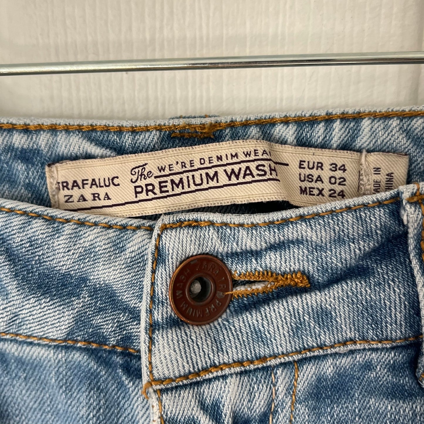 Zara Trafaluc Distressed Slim Jeans - Size 2