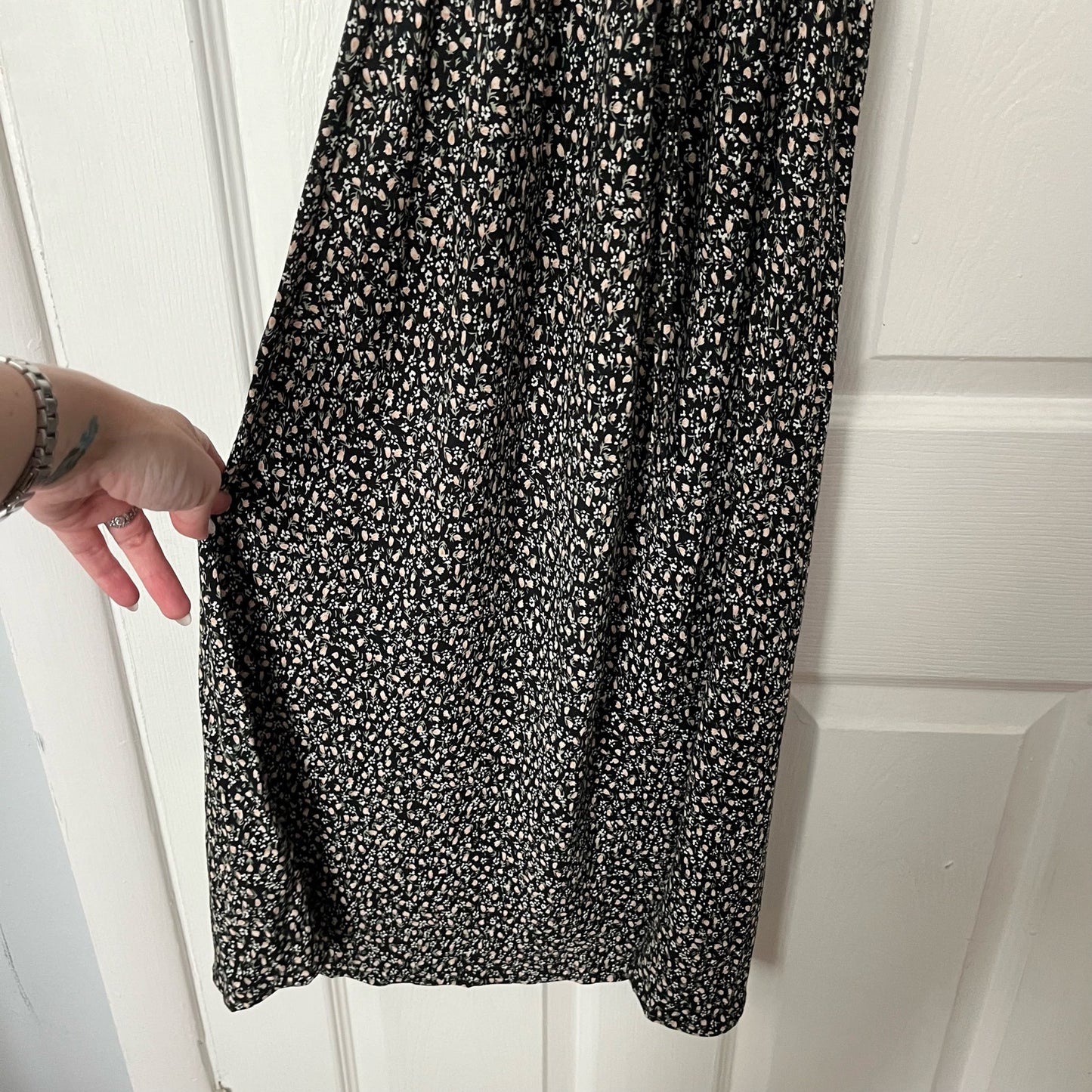 Beige Botany Floral Tie-Back Dress - Size M