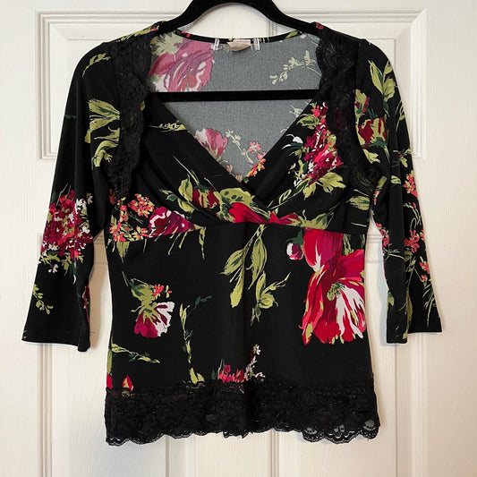 3/4 Sleeve Lace Trim Top - Size S