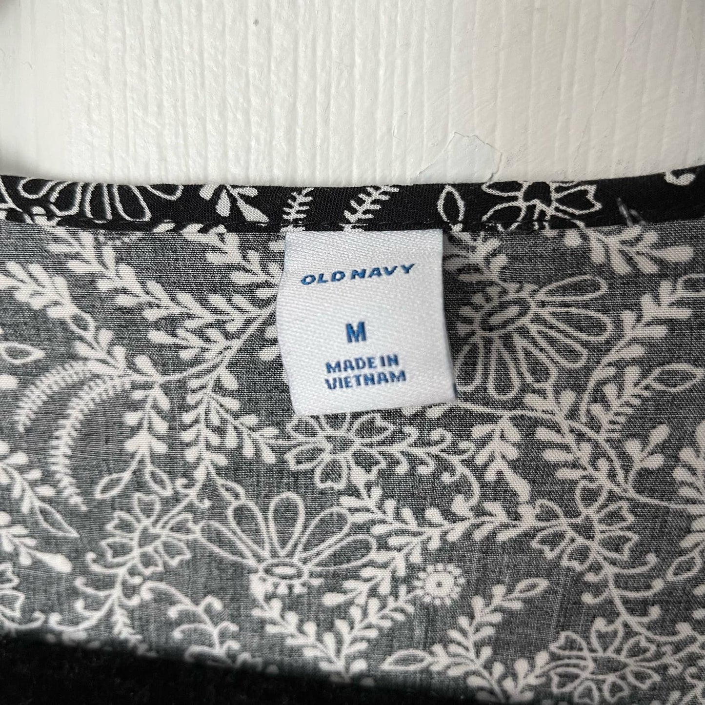 Old Navy Patterned Shift Dress - Size M