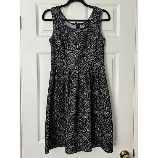 George Lace Overlay Dress - Size S (4/6)