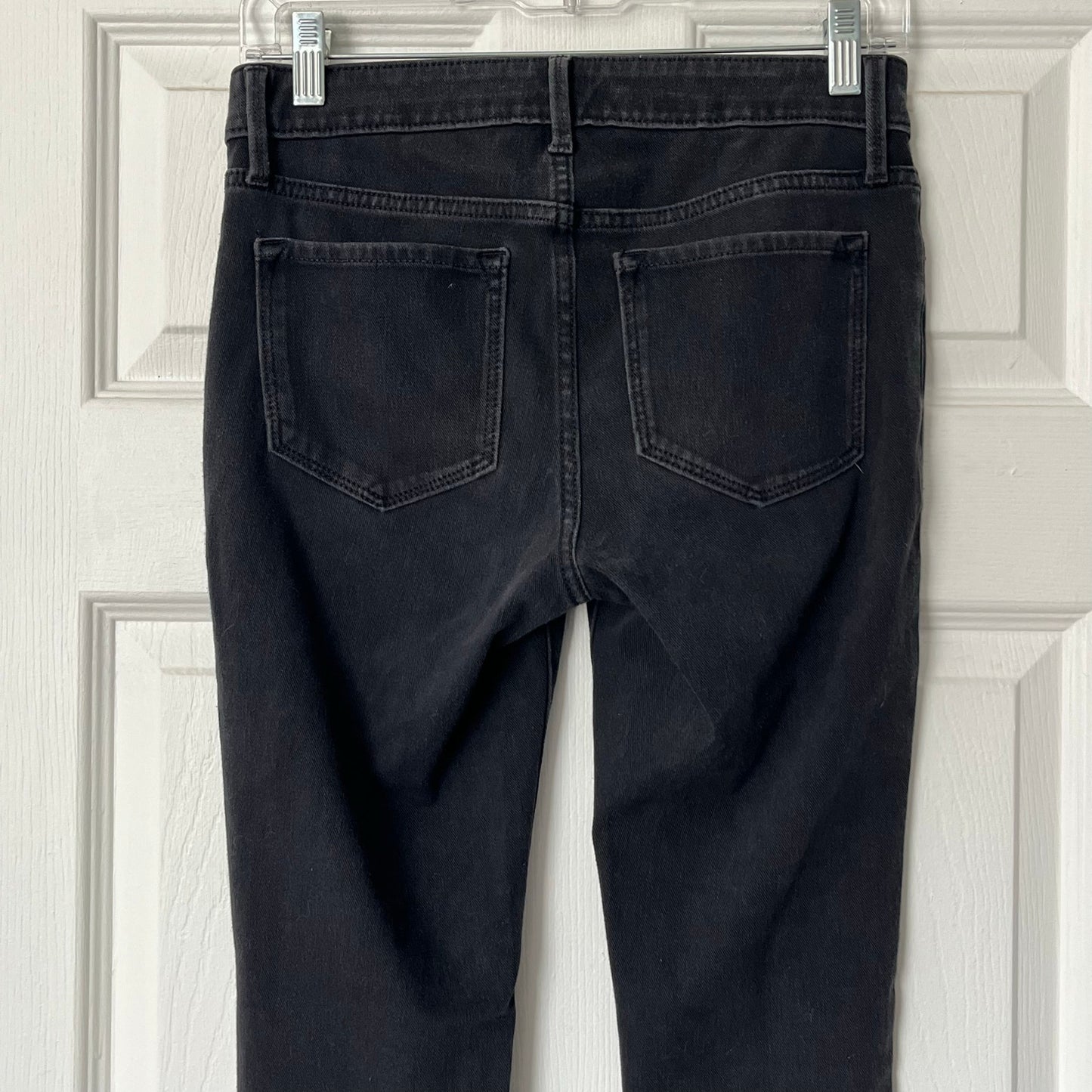 Old Navy Rockstar Super Skinny Jeans - Size 4