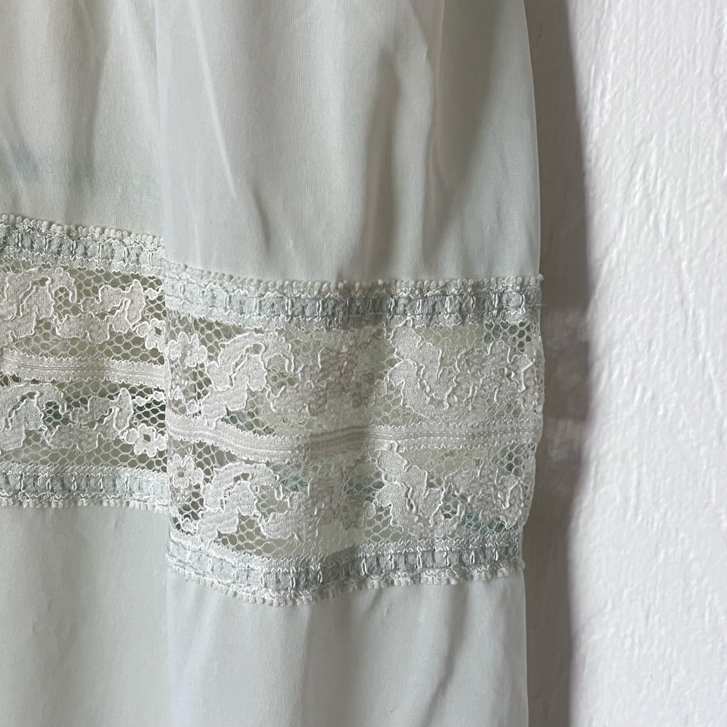 Sparkle & Fade Lace-Trim Slip (Dress) - Size S
