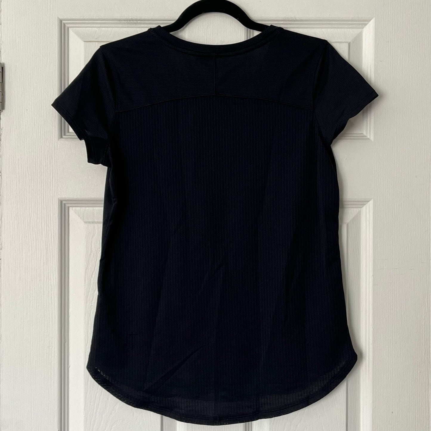 Under Armour Threadborne Fitted Activewear Tee - Size M
