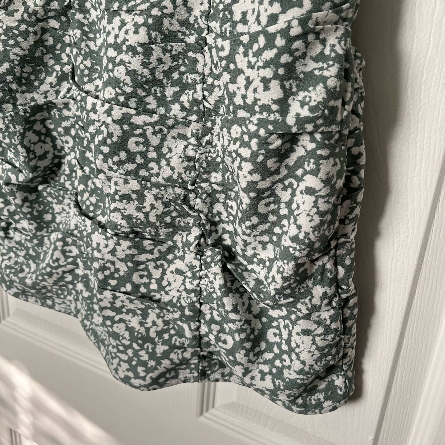 Abercrombie & Fitch Ruched Patterned Sundress - Size XS