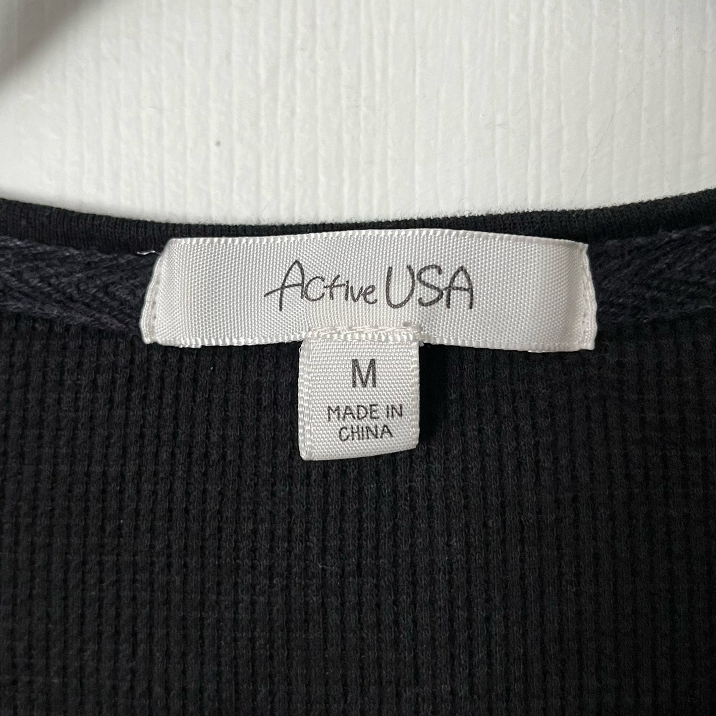 Active USA Waffle Knit Tee - Size M