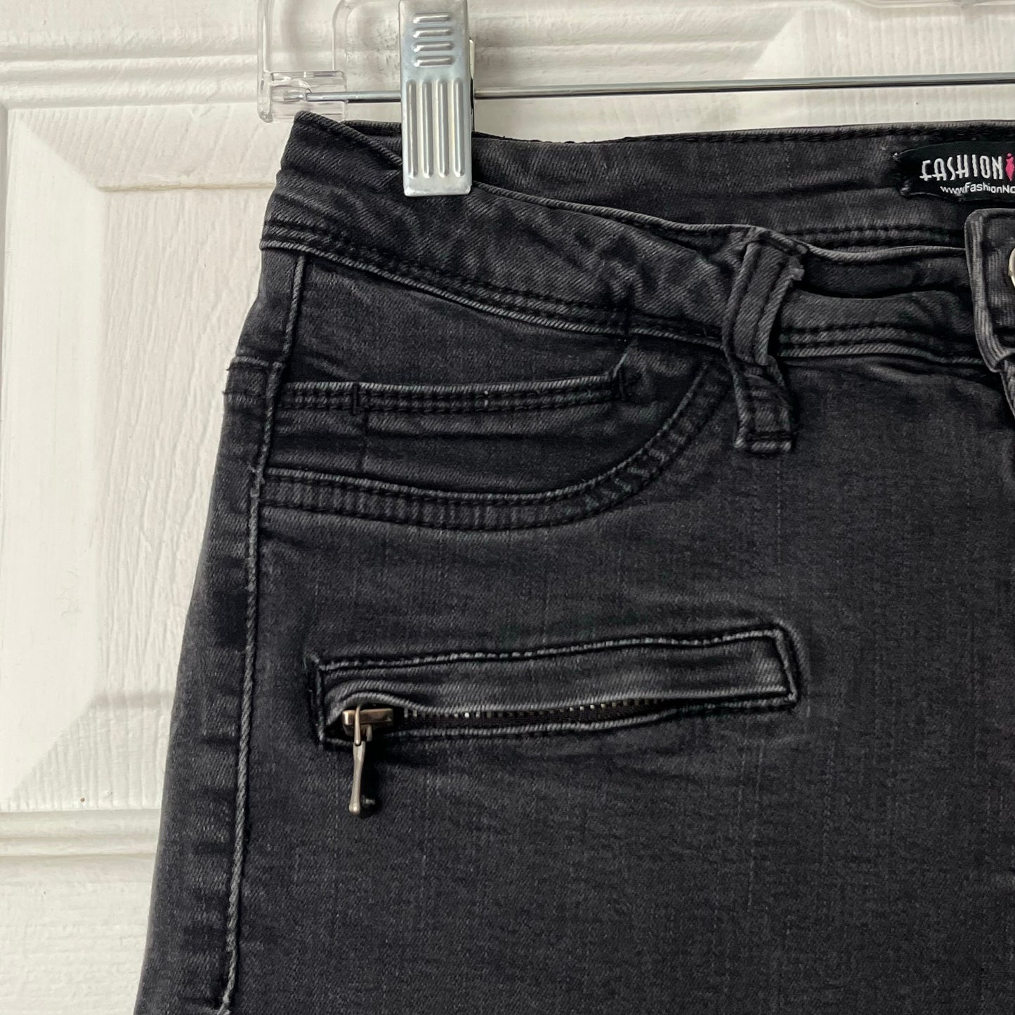 Fashion Nova Zipper Moto Style Jeans - Size XS*