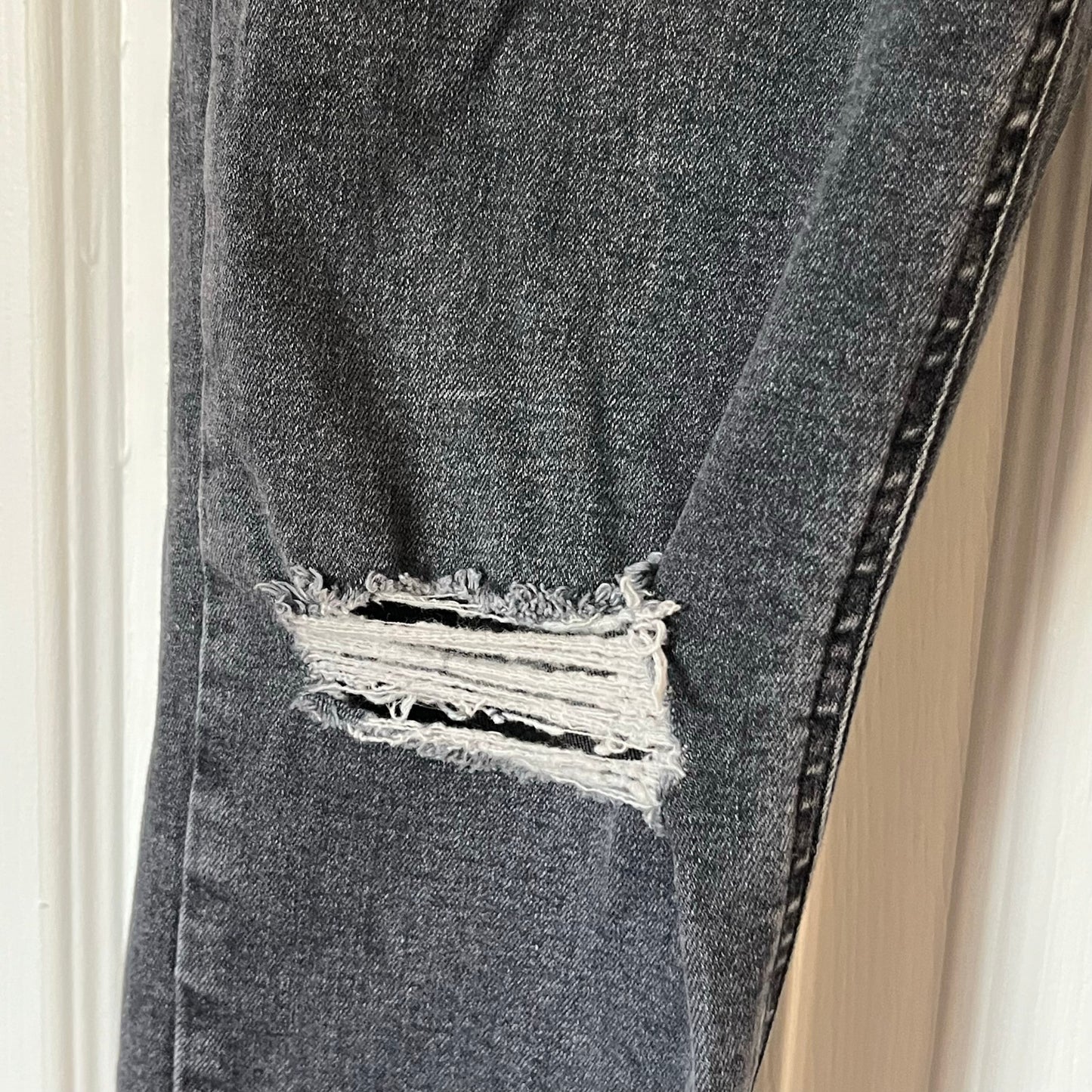 Topshop Distressed Skinny Jeans - Size 32x30