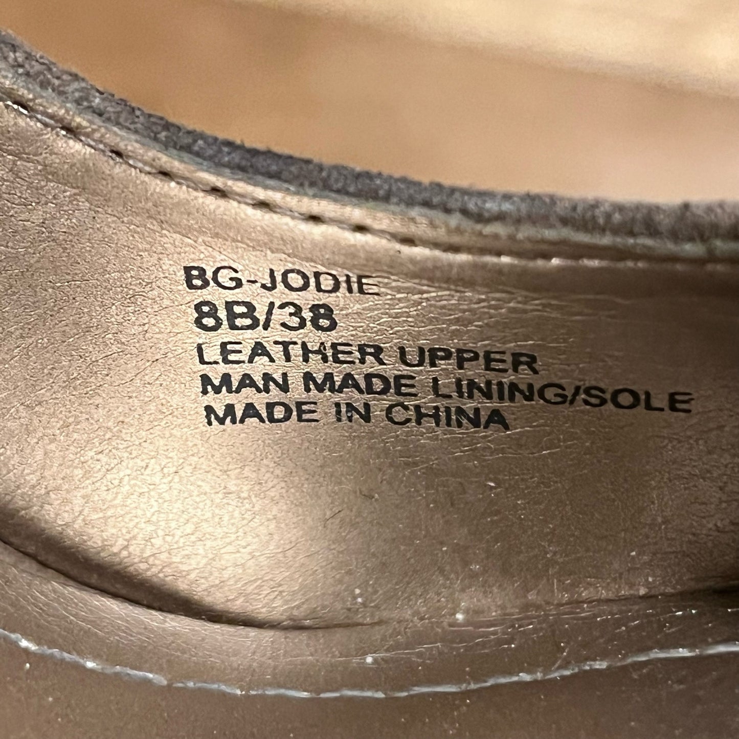 BCBGeneration Jodie Suede Pumps - Size 8M