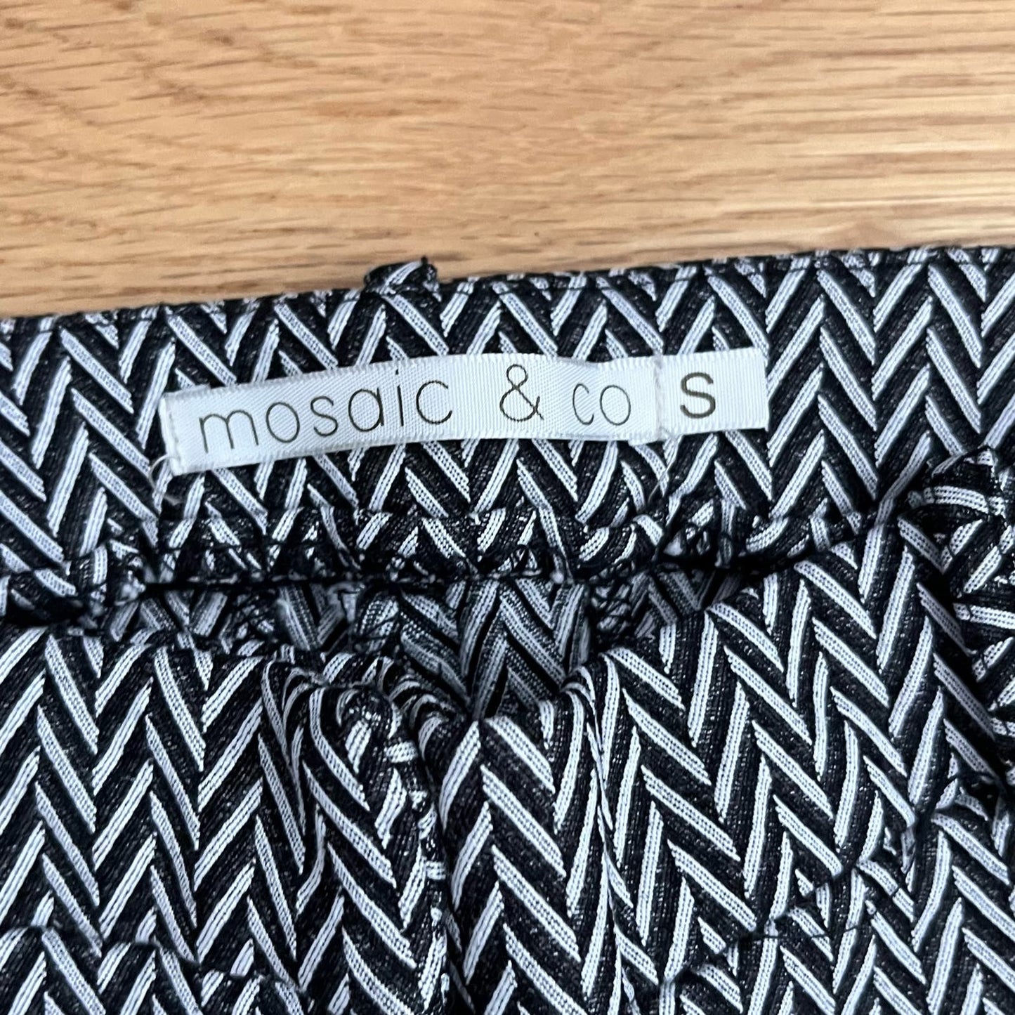 Mosaic & Co Chevron Skinny Stretch Pants - Size S