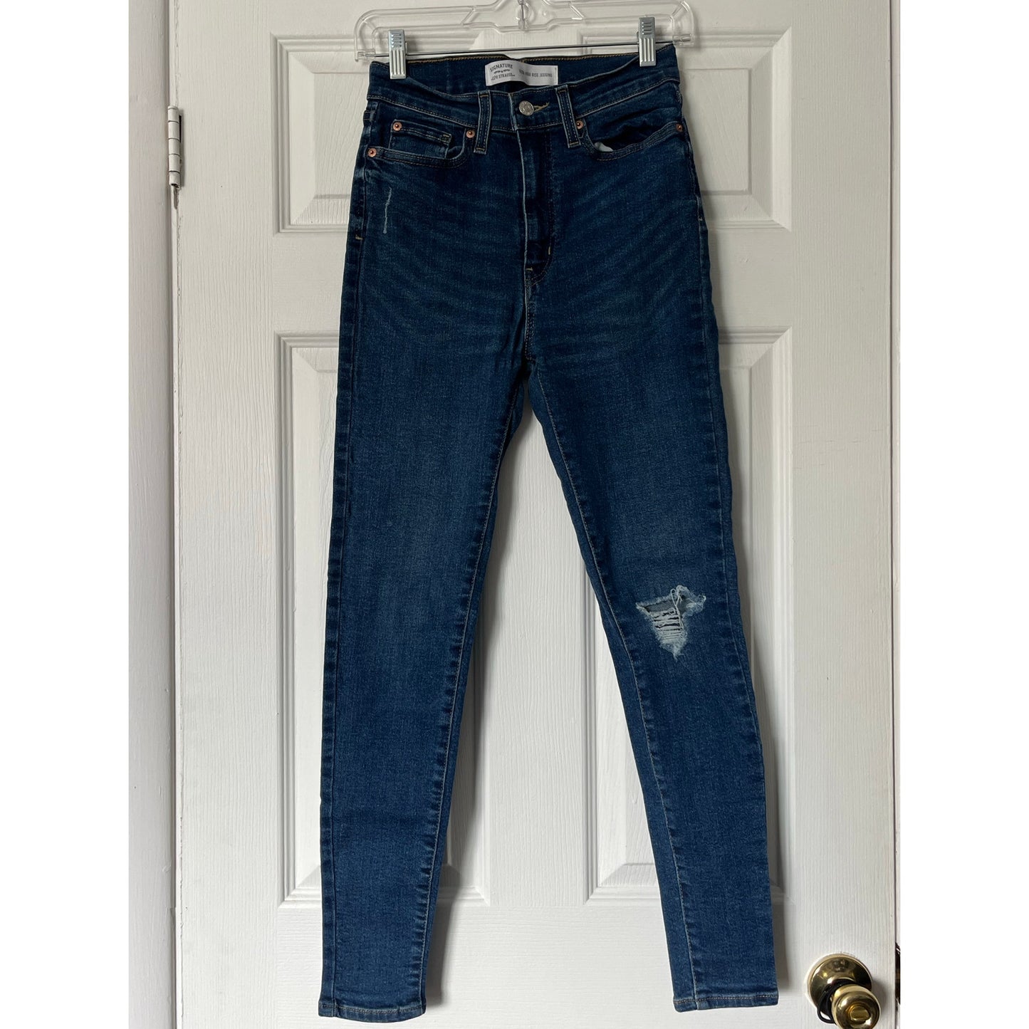 Levi's Signature Distressed High Waist Skinny Jeans - Size 28