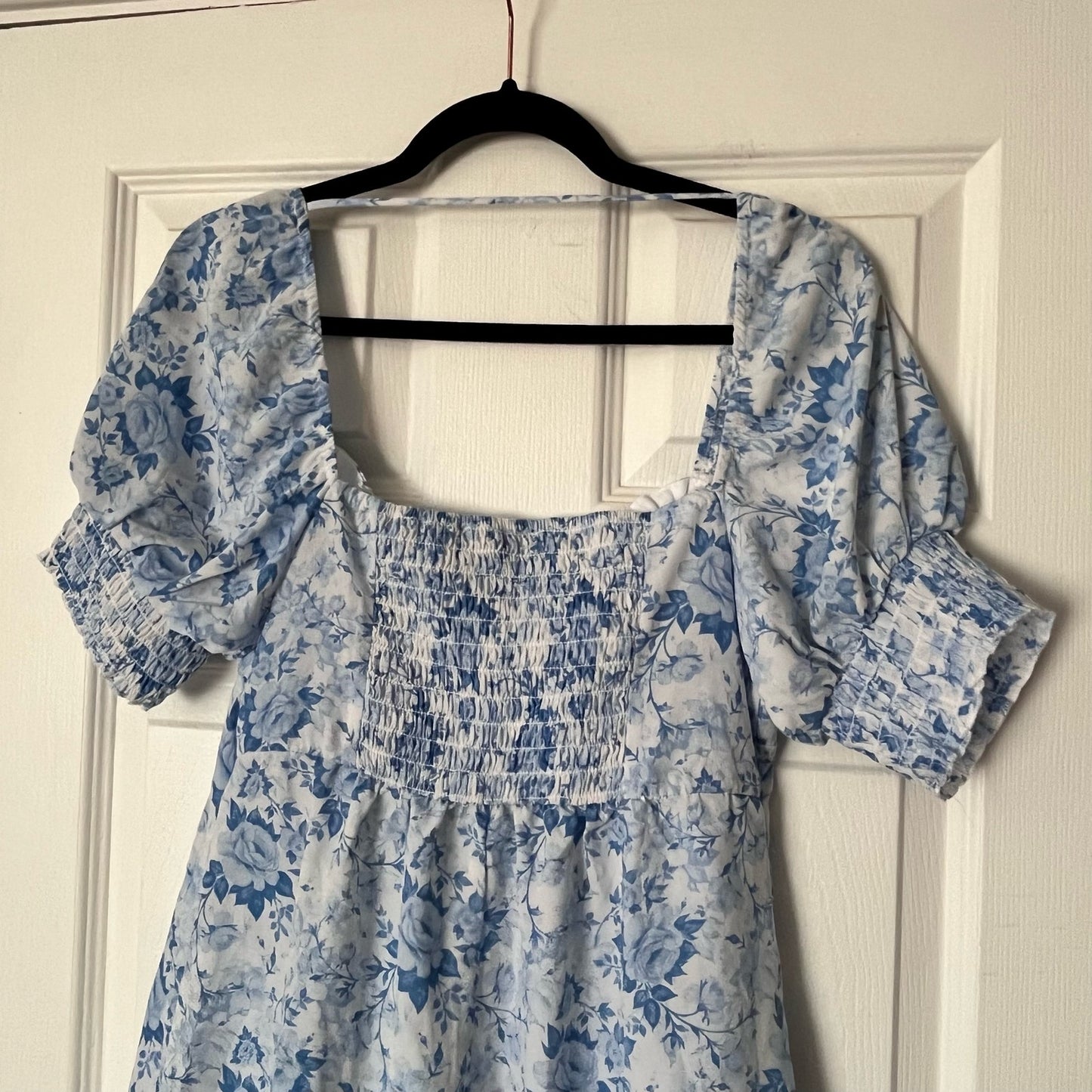Trixxi Blouson Sleeve Floral Dress - Size M