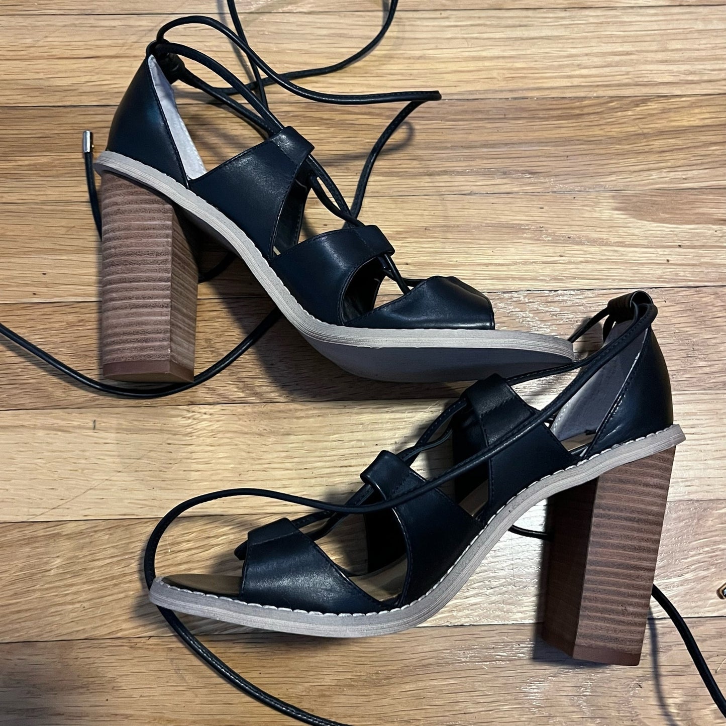 Tony Bianco 'Kristen' Lace-Up Leather Block Heels - Size 9 - NIB