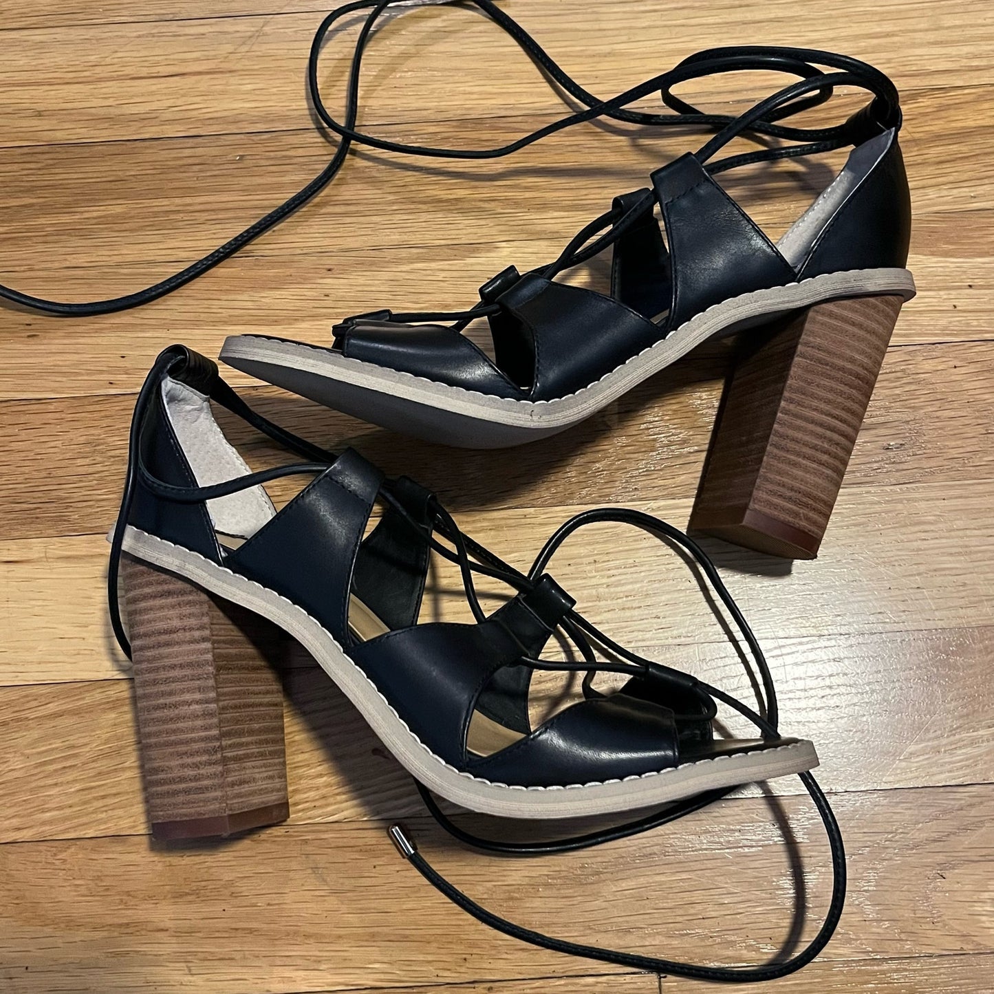Tony Bianco 'Kristen' Lace-Up Leather Block Heels - Size 9 - NIB
