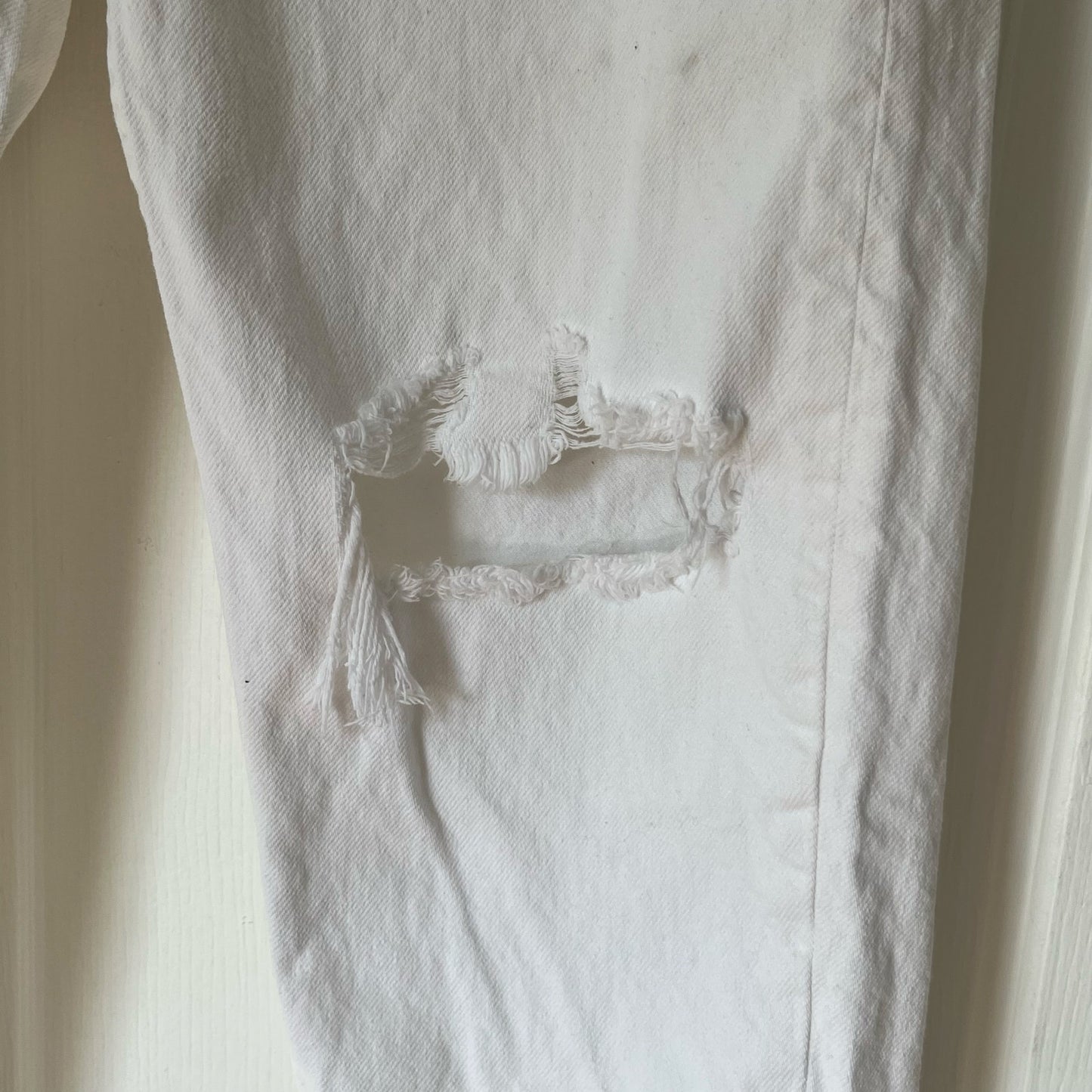 Zara Distressed Tapered Jeans - Size 4