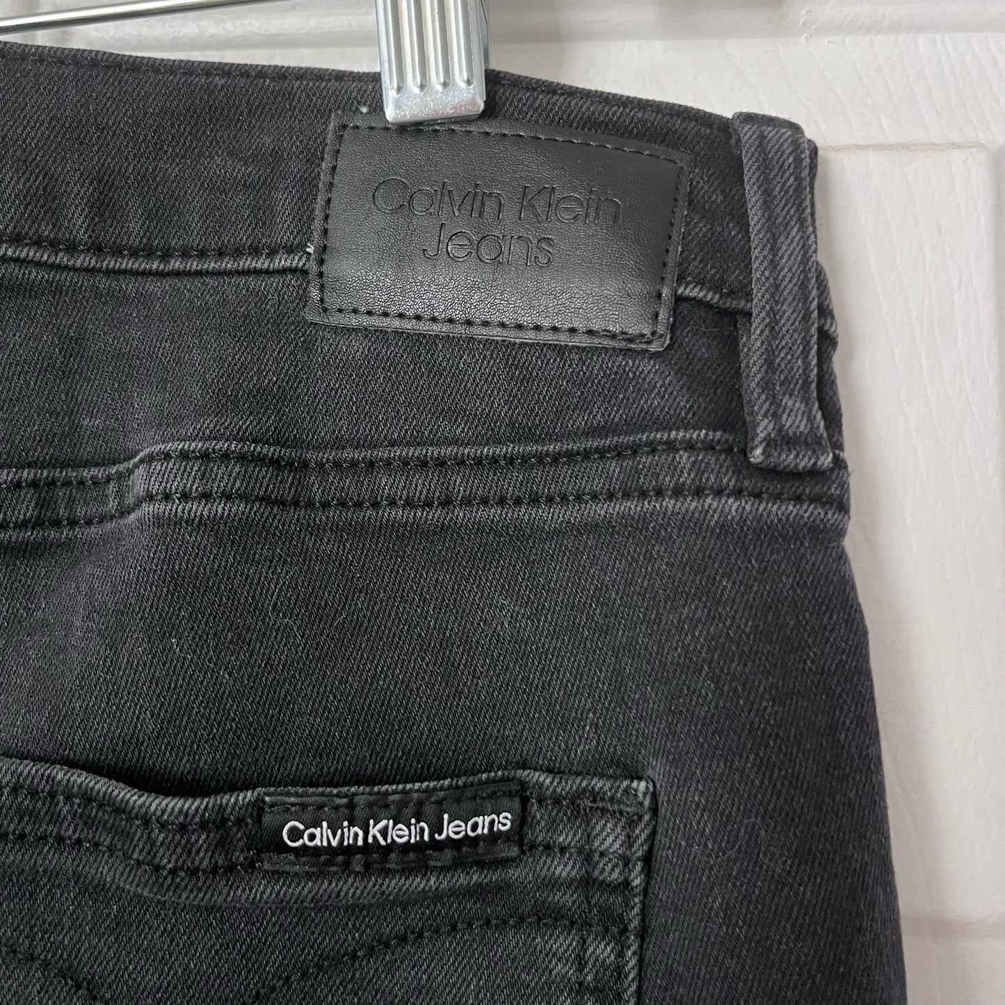 Calvin Klein Jeans High Rise Jegging - Size 31