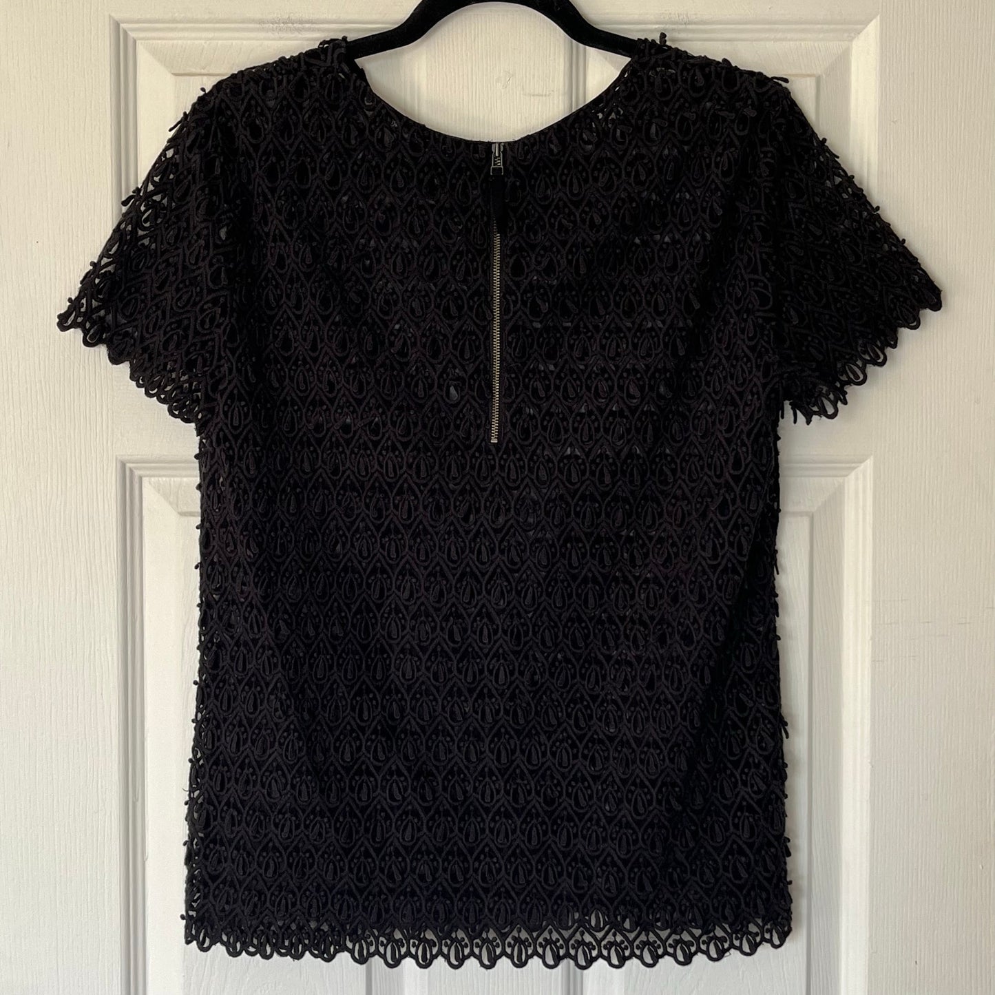 Banana Republic Mesh Lacy Embroidered Top - Size M