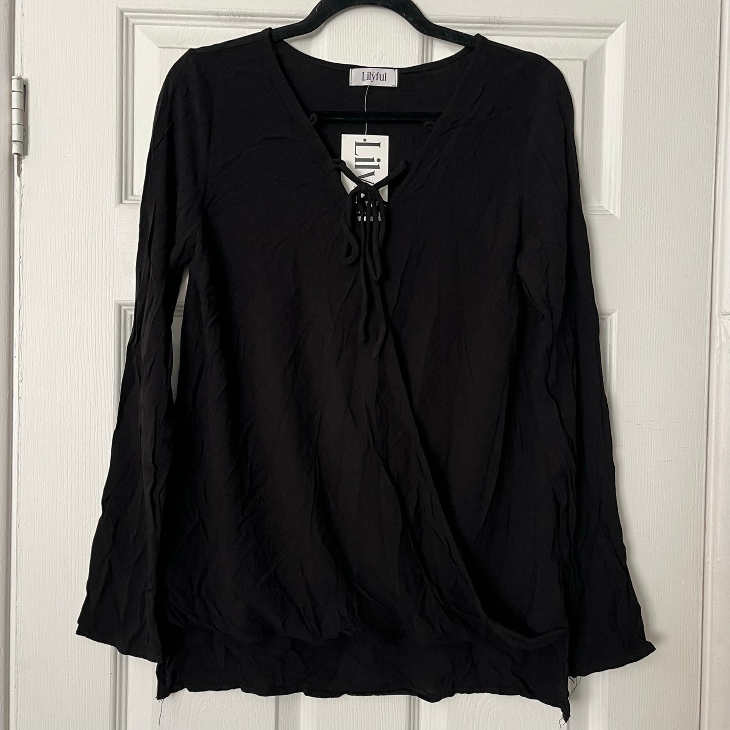 Lilyful Criss-Cross Top - Size S - NWT