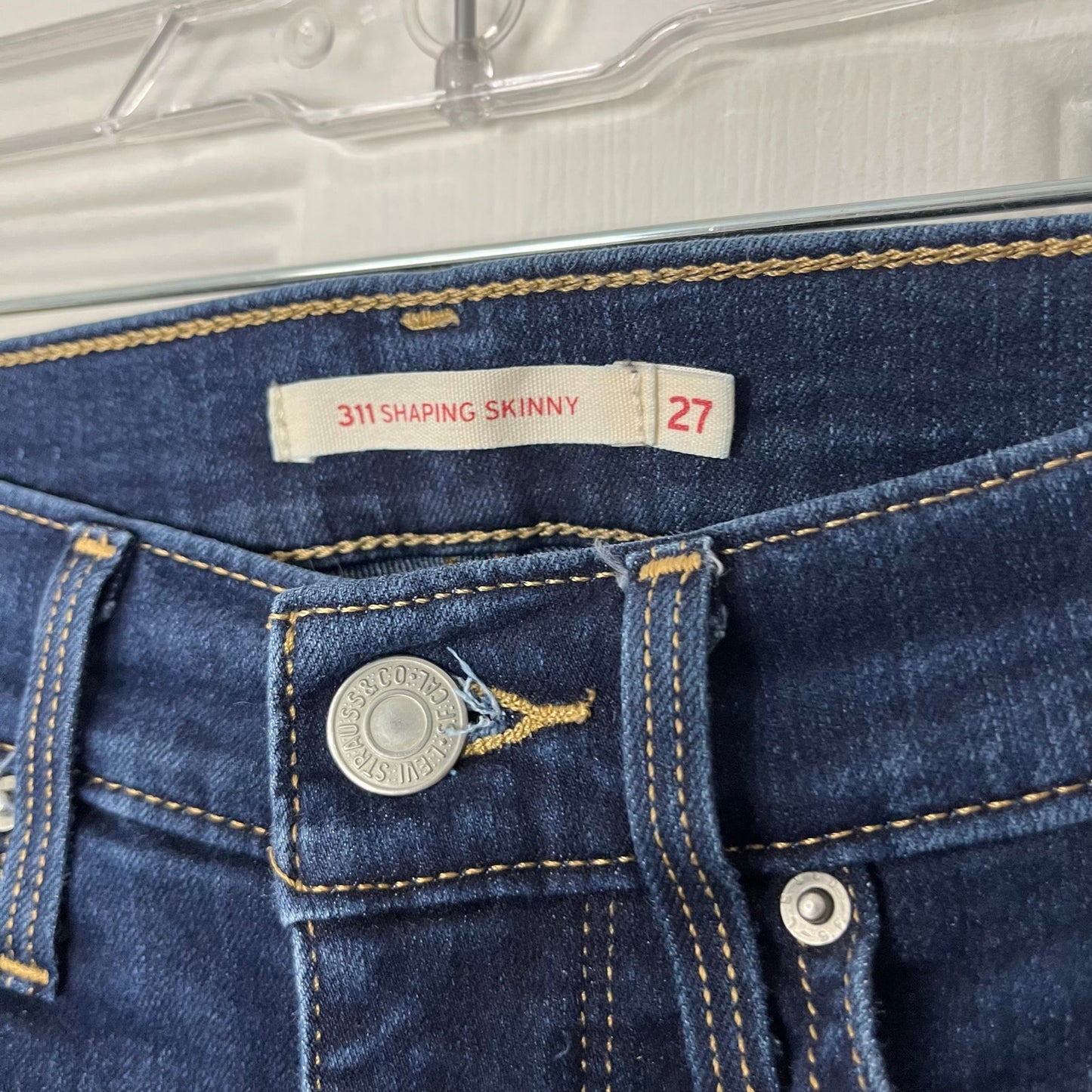 Levi's 311 Shaping Skinny Jeans - Size 27 / W28