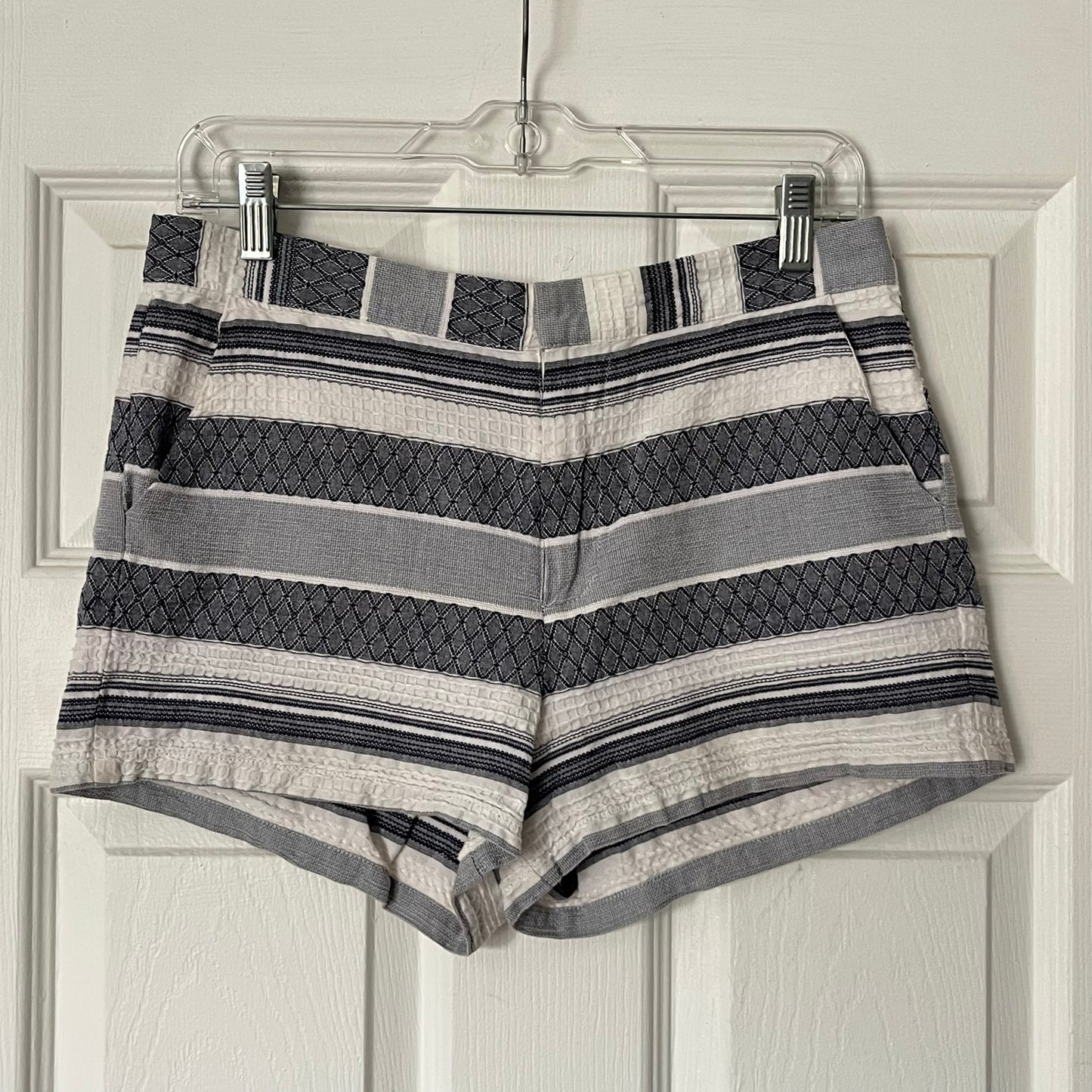 Cupcakes & Cashmere Textured Striped Shorts - Size 6