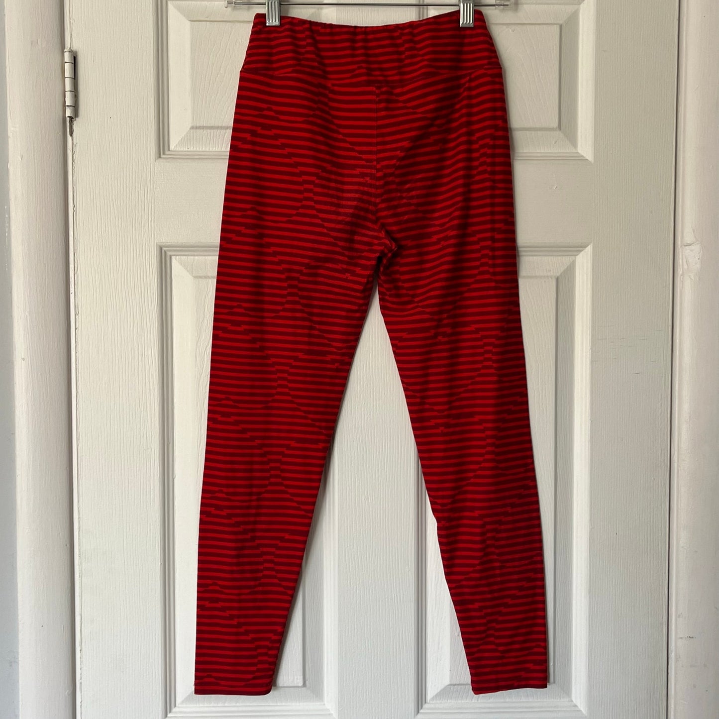 LuLaRoe Striped Heart Leggings - Size OS