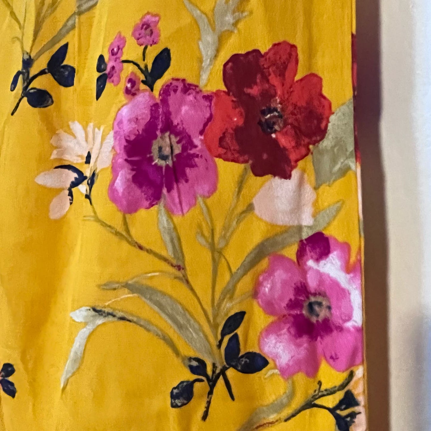 Forever 21 Floral Shift Dress - Size S - NWT