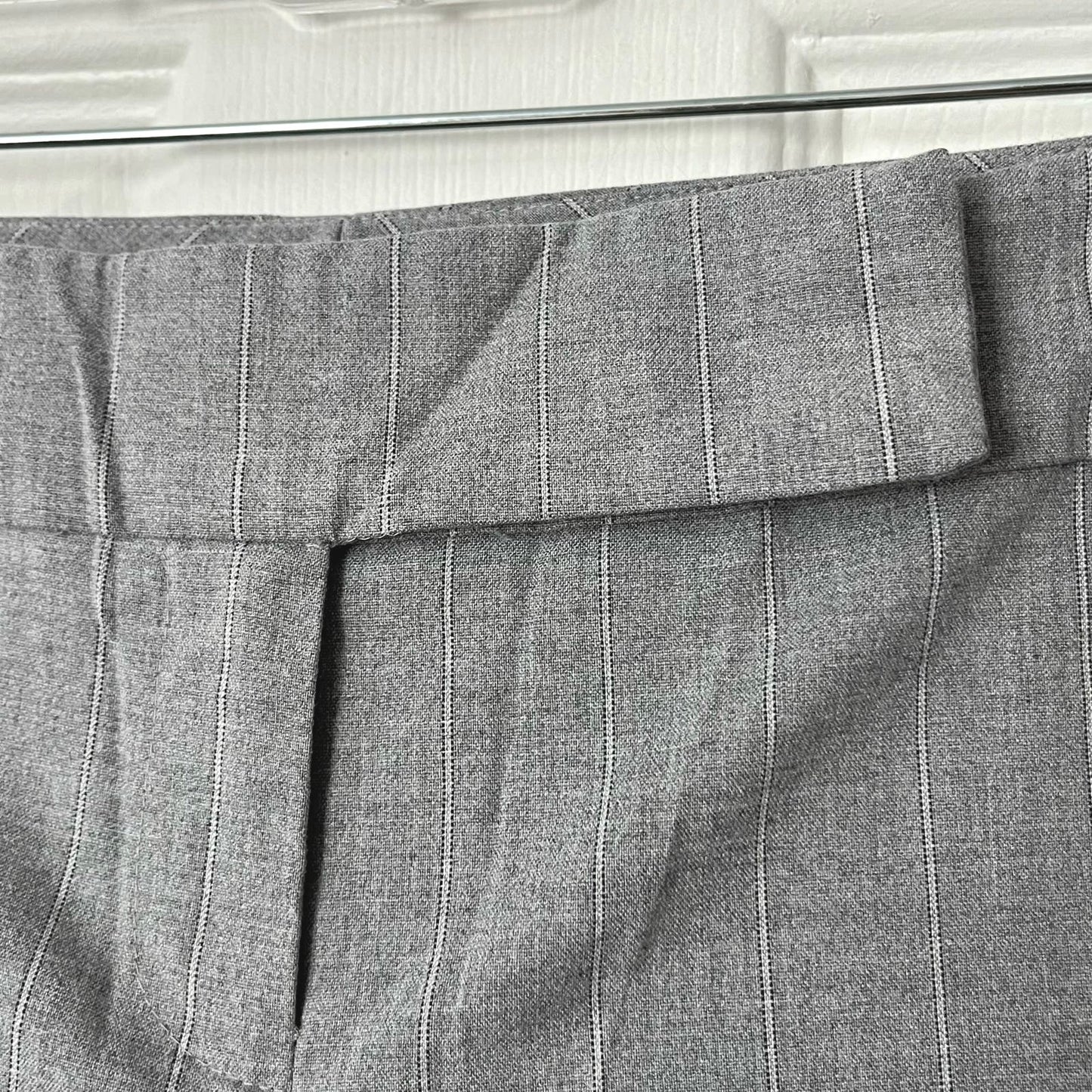 New York & Company Pinstripe Dress Pants - Size 6