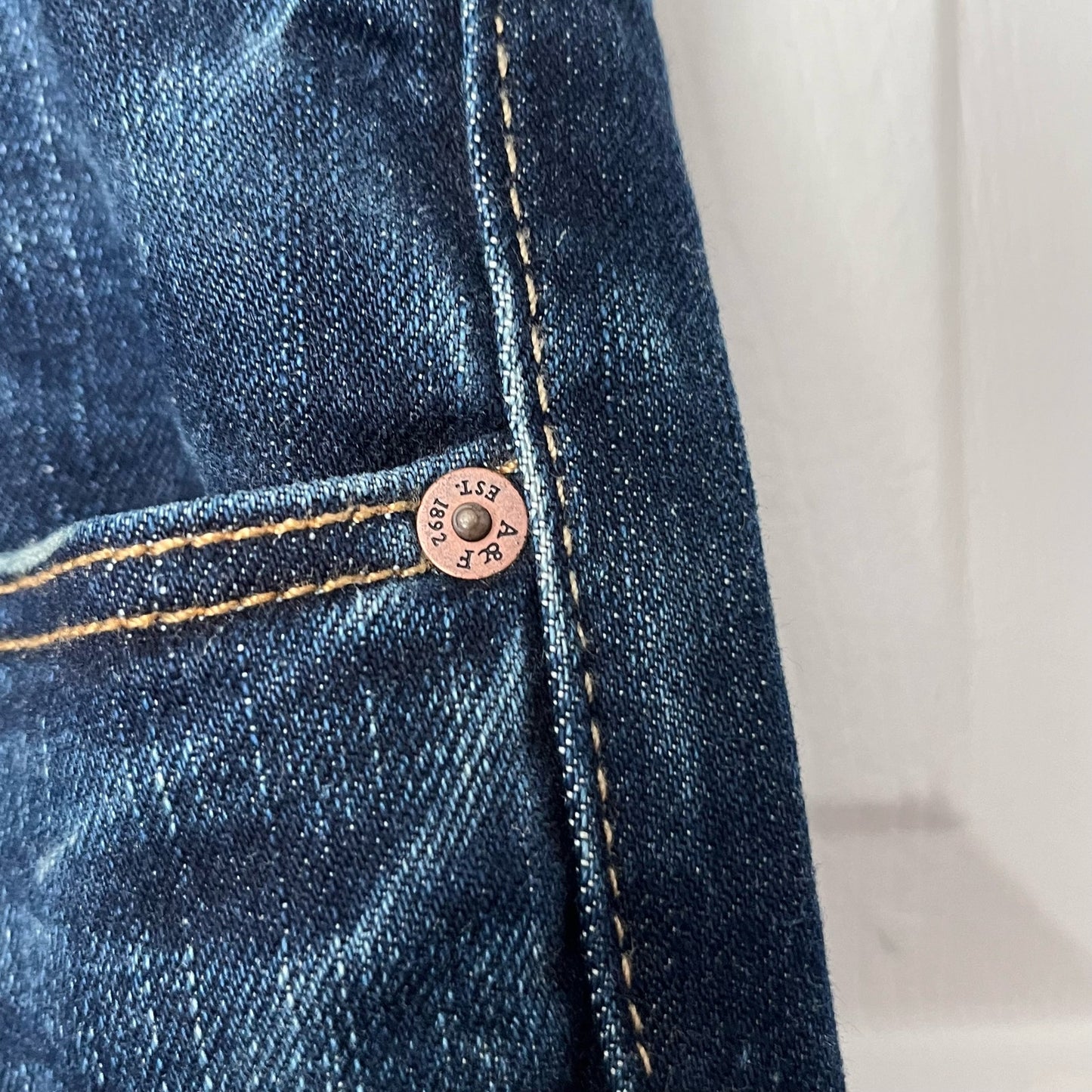 Abercrombie & Fitch Perfect Stretch Jeans - Size 6R / 28x33
