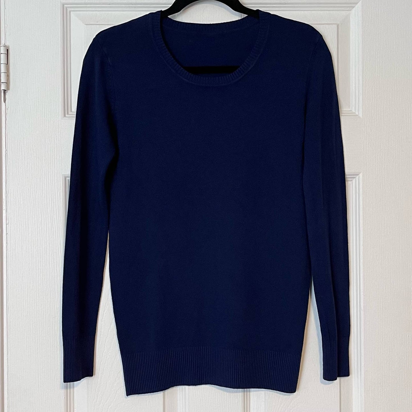 Fine Knit Crewneck Sweater - Size UNKNOWN
