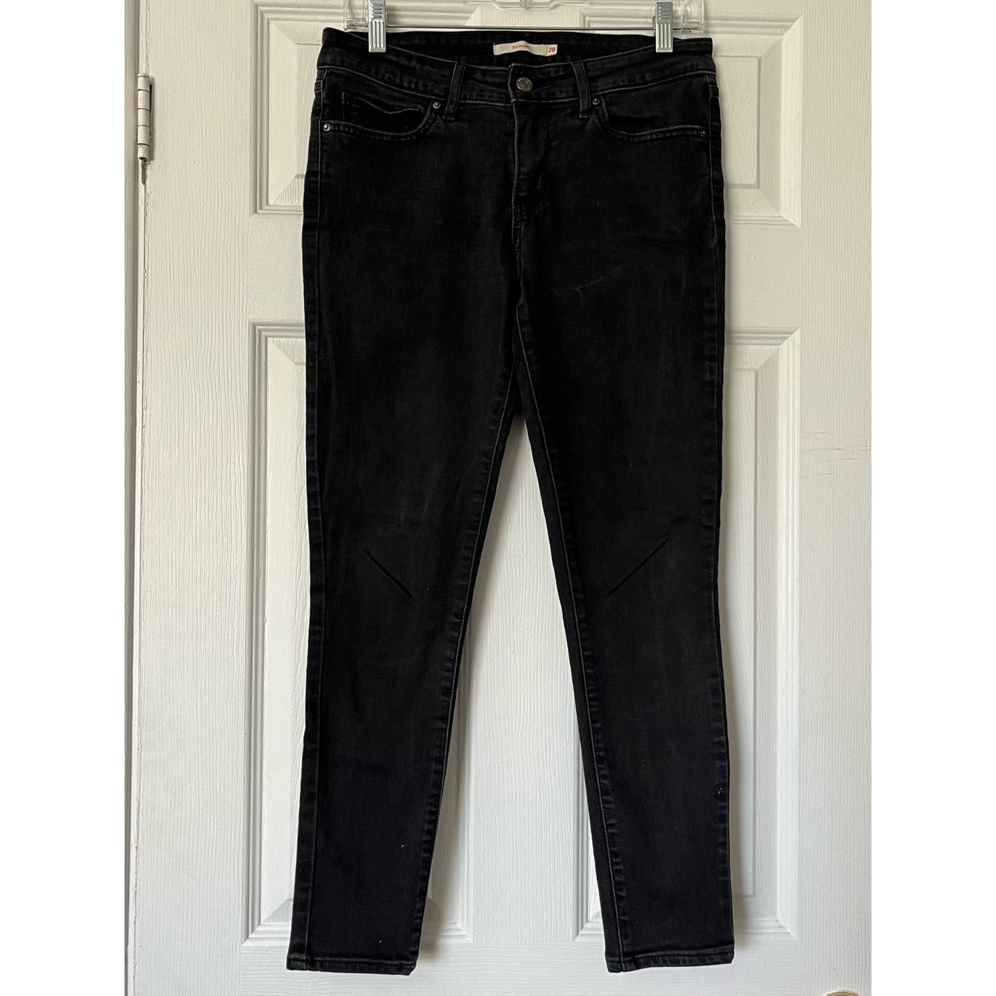 Levi's 711 Skinny Jeans - Size 28