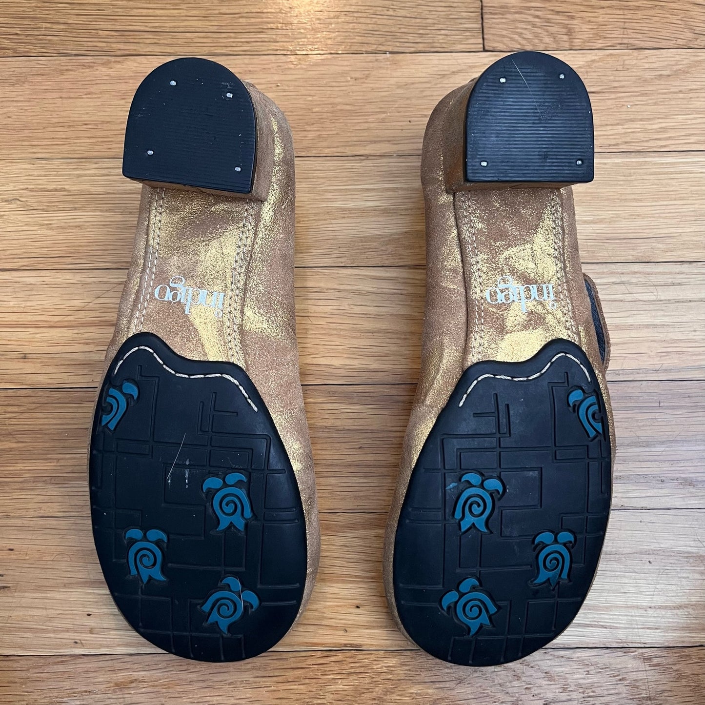 Indigo by Clarks Mary Jane Heels - Size 6.5