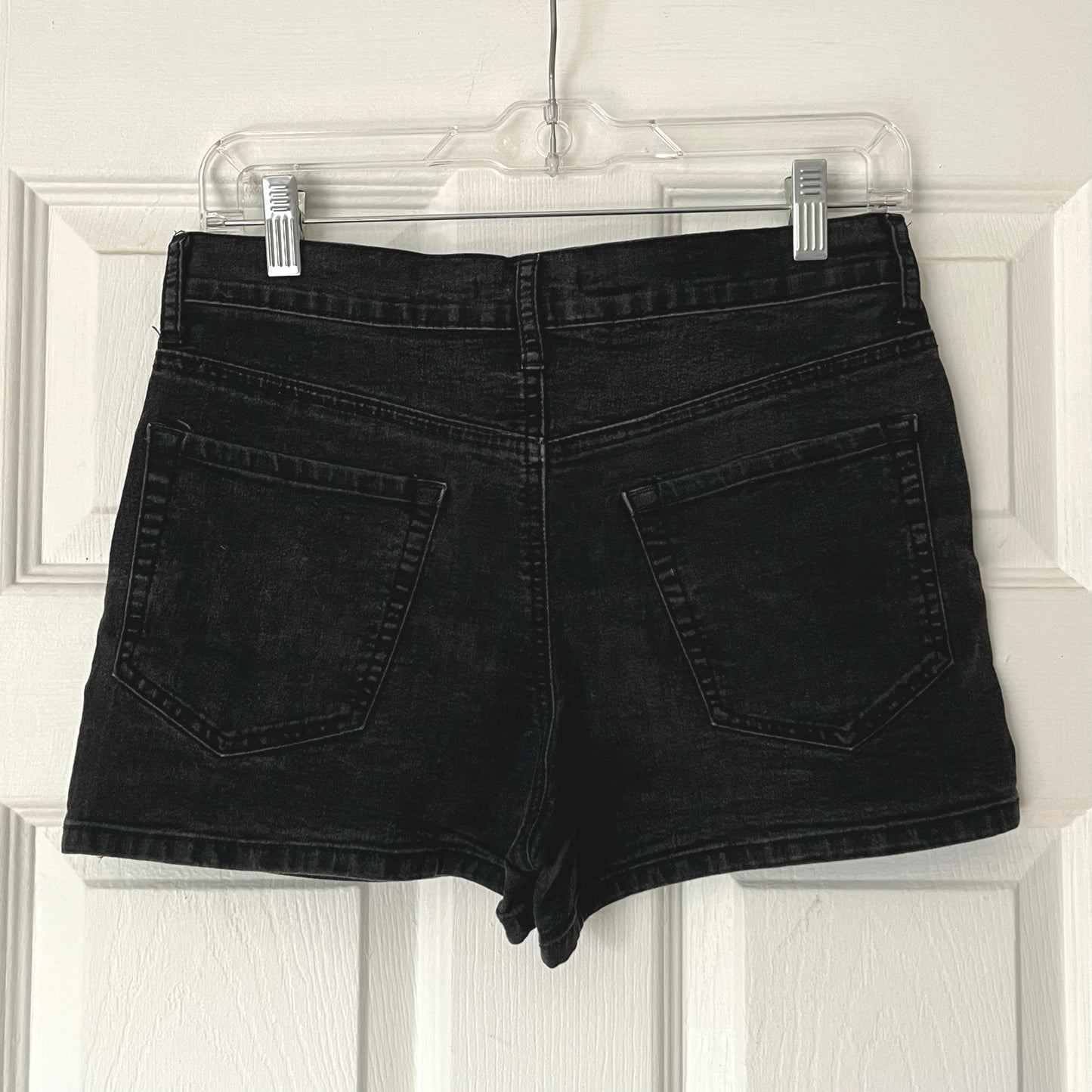 Forever 21 Denim Shorts - Size 26
