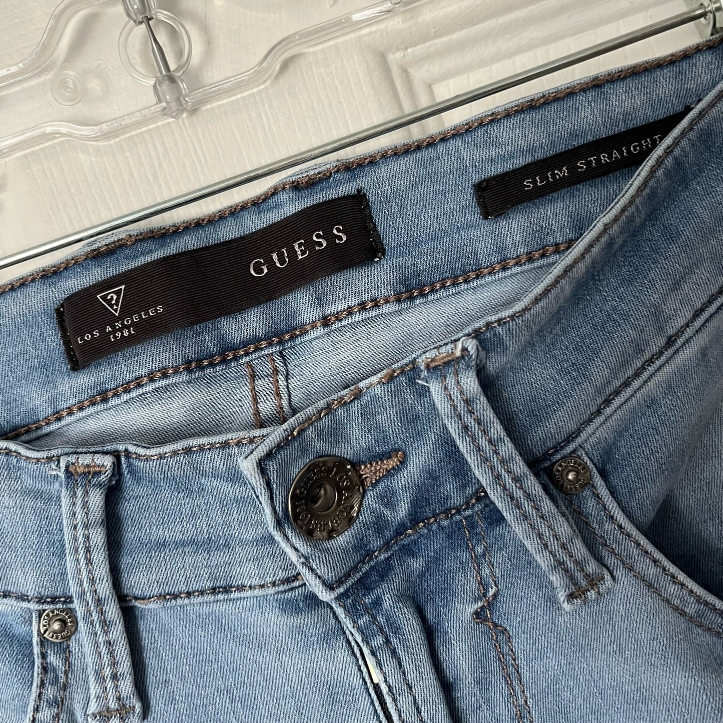 Guess Slim Straight Jeans - Size 31x32