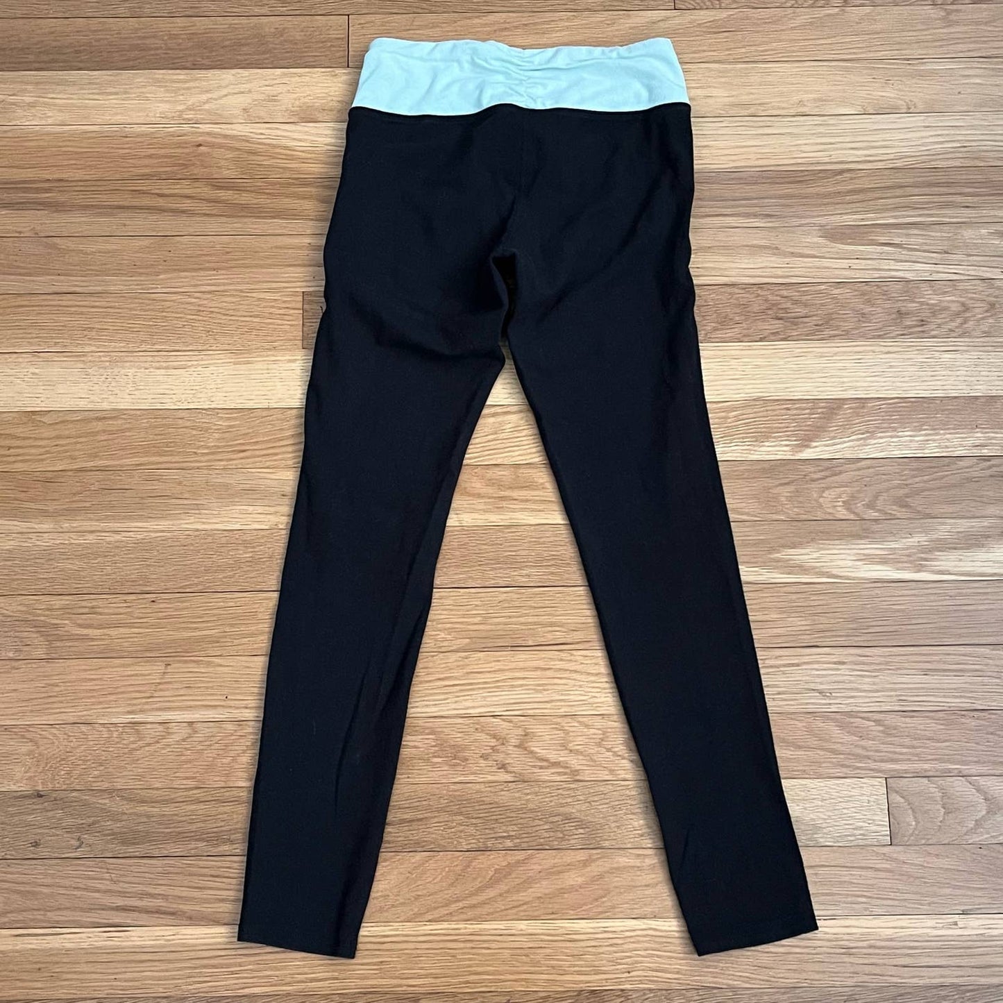 Gap Contrast Waist Capri Leggings - Size S