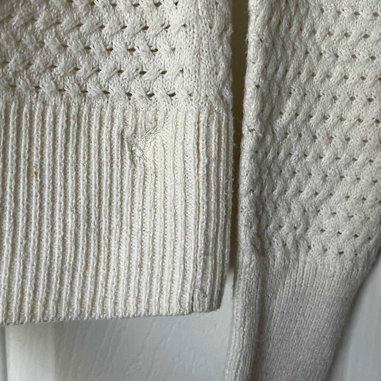 American Eagle Outfitters Zig-Zag Knit Sweater - Size M