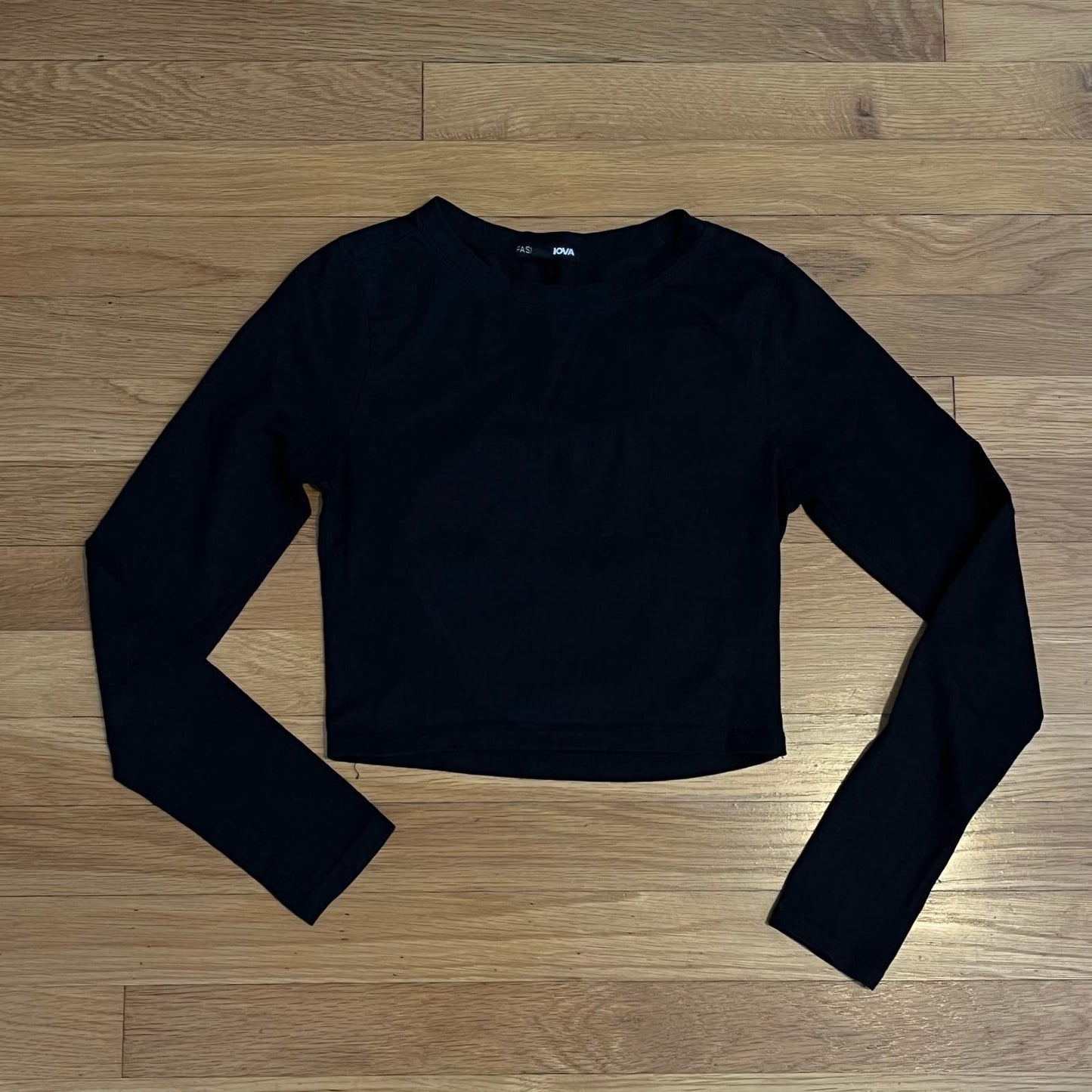Fashion Nova Cropped Long Sleeve Tee - Size S